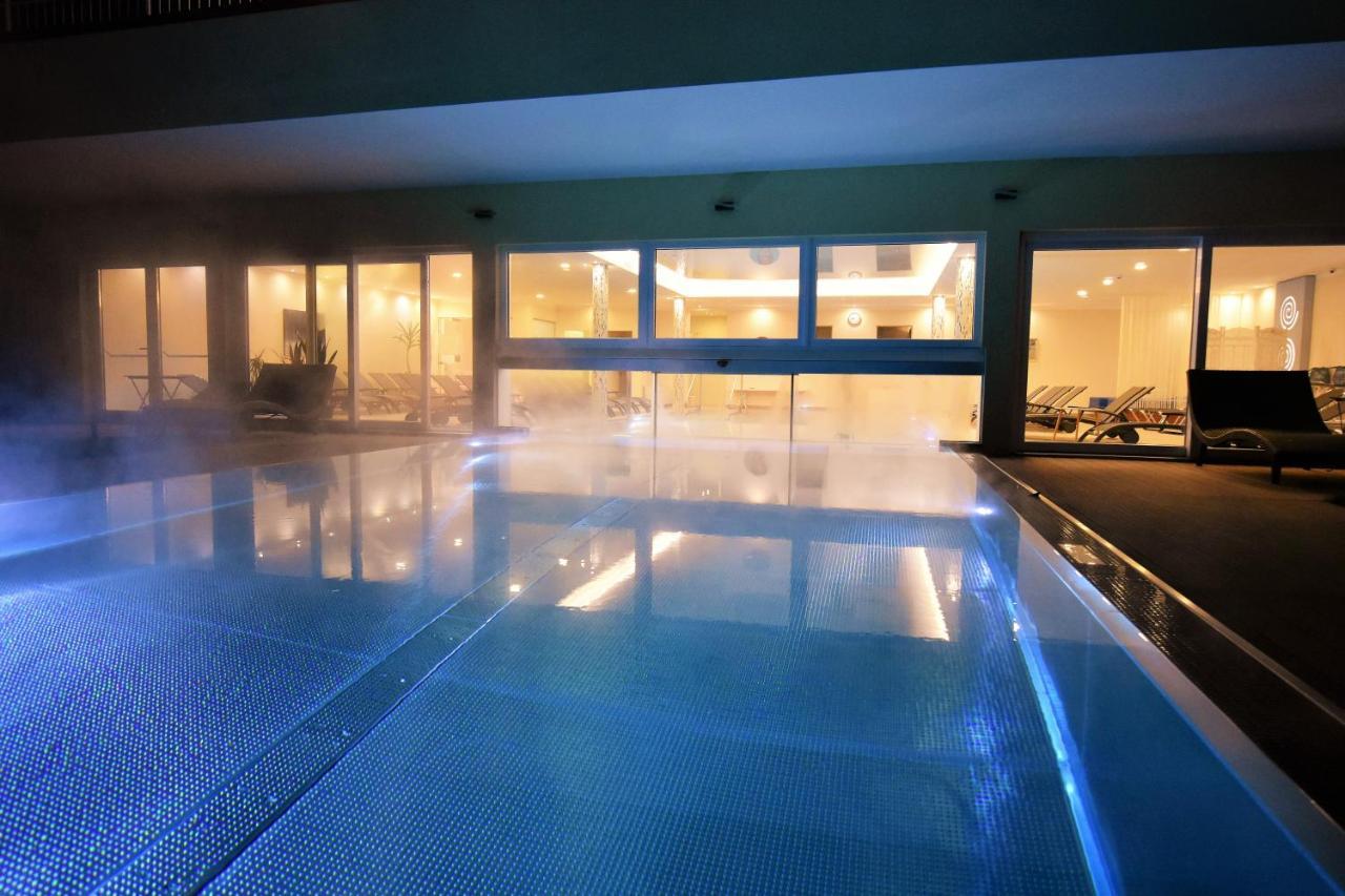 Das Balance - Spa & Golf Hotel Am Woerthersee Portschach am Woerthersee Luaran gambar