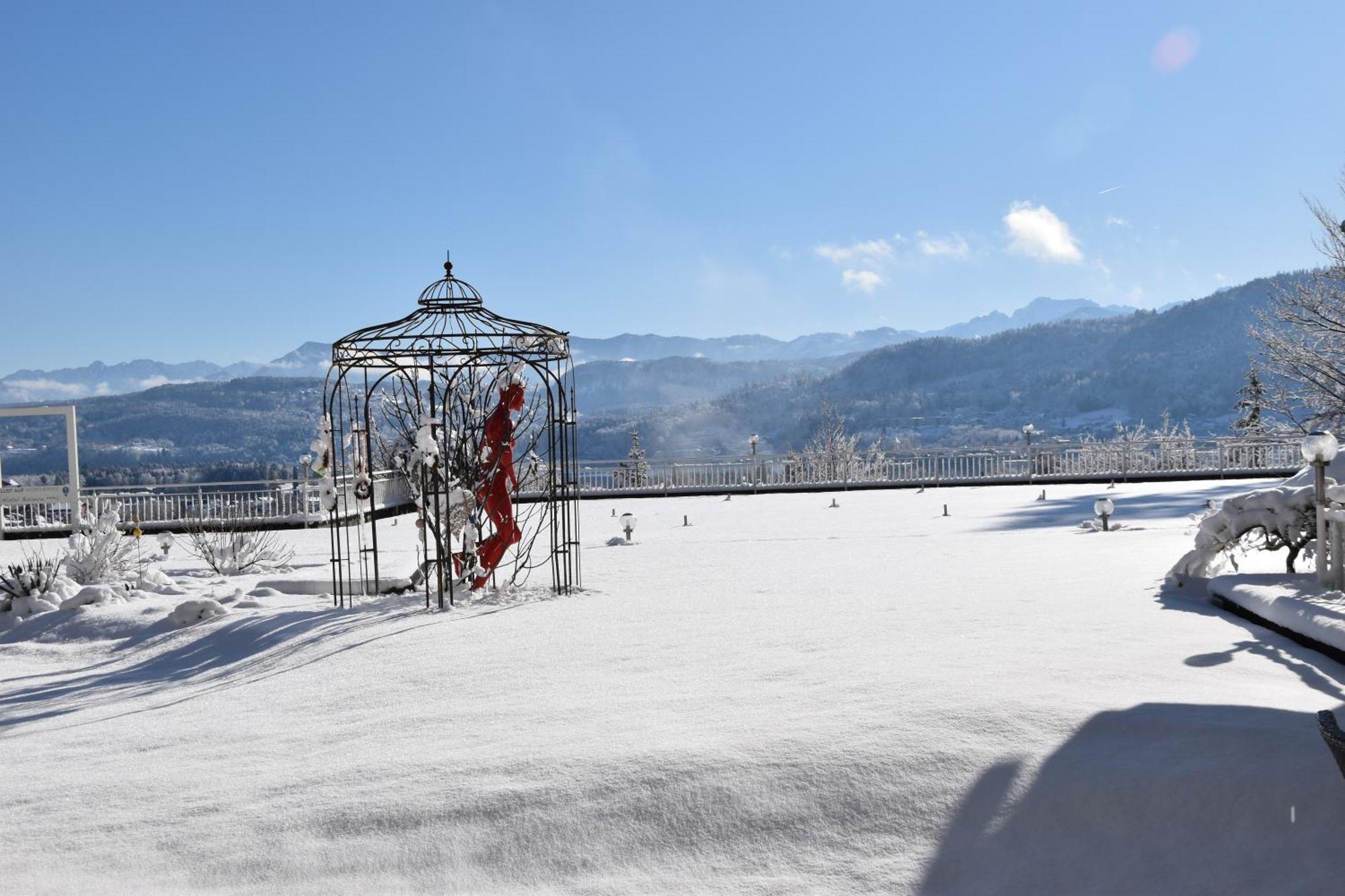 Das Balance - Spa & Golf Hotel Am Woerthersee Portschach am Woerthersee Luaran gambar